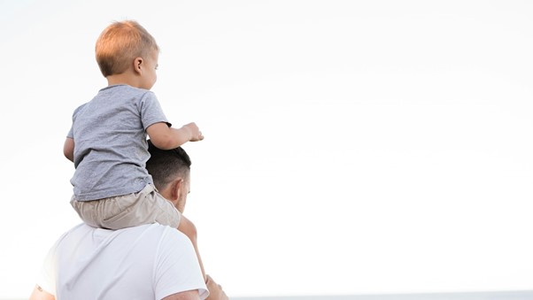 Hoe kunnen vaders helpen bij borstvoeding?